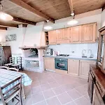 Exclusive Spoleto Country Park Pool Park Activities Mountain View Sleeps 28 Vila Acquaiura
