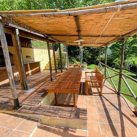 빌라 Spoleto Country Park Sleeps 30