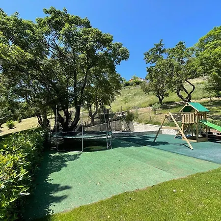 ヴィラ Exclusive Spoleto Country Park Pool Park Activities Mountain View Sleeps 28