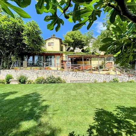Exclusive Spoleto Country Park Pool Park - Sleeps 25 *