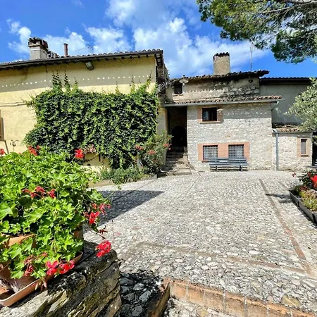 Villa Exclusive Spoleto Country Park Pool Park Activities Mountain View Sleeps 28 *